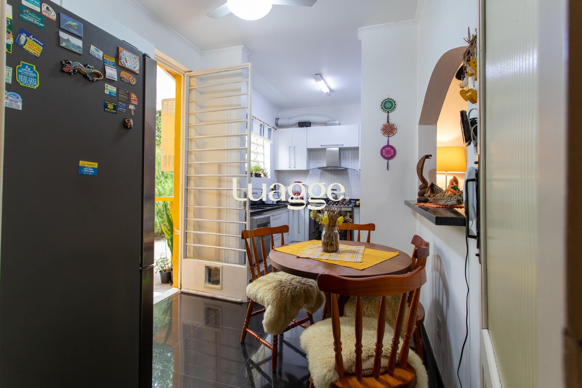 Casa à venda com 5 quartos, 184m² - Foto 16