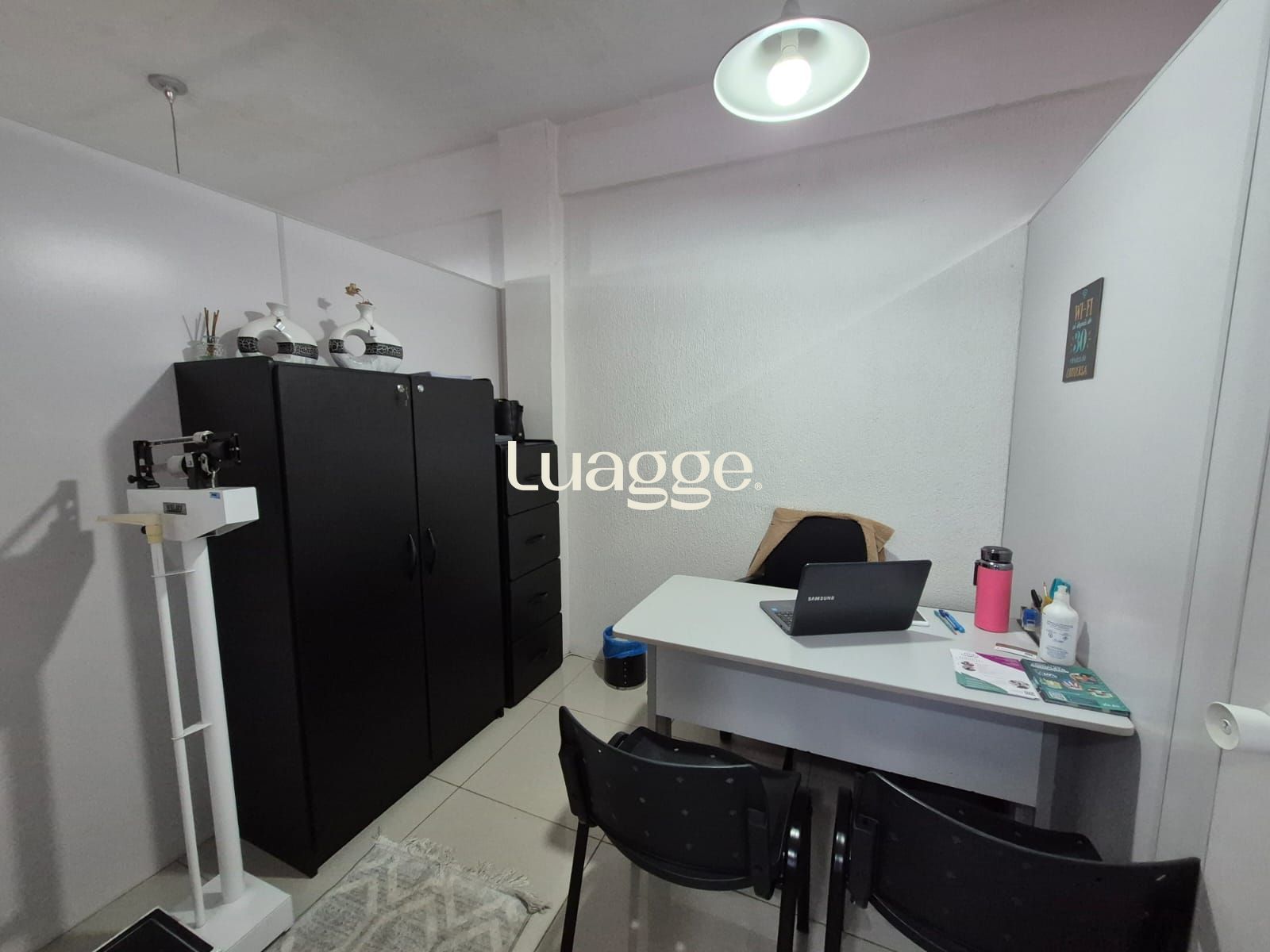 Conjunto Comercial-Sala à venda com 2 quartos, 31m² - Foto 1