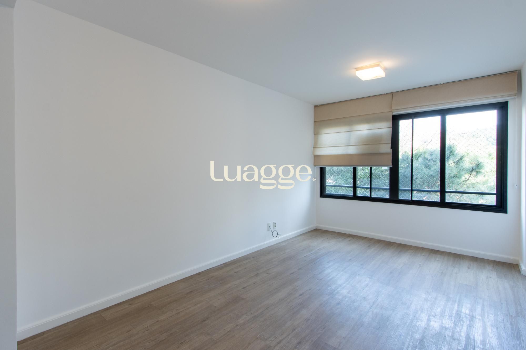 Apartamento à venda com 3 quartos, 75m² - Foto 4