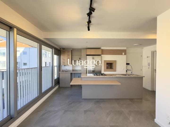 Apartamento, 2 quartos, para alugar, 65 m², Menino Deus - Porto Alegre — foto 2
