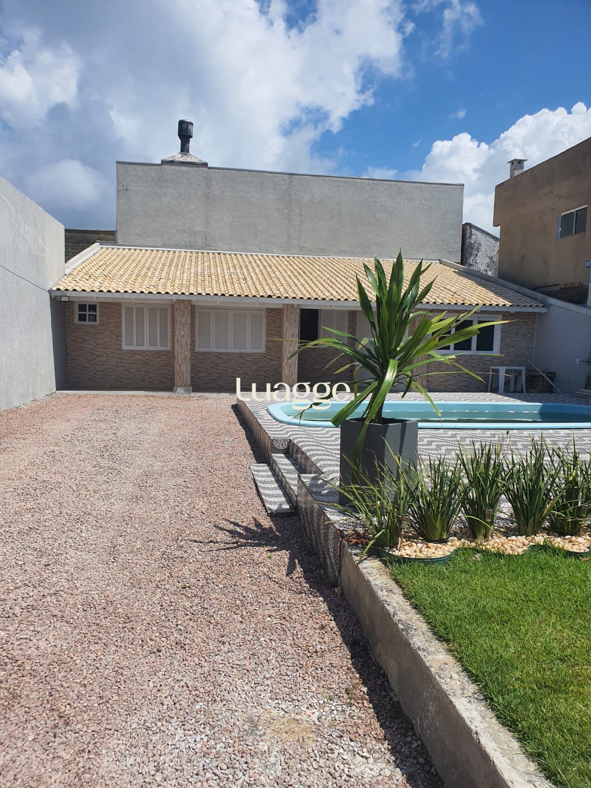 Casa à venda com 3 quartos, 96m² - Foto 2