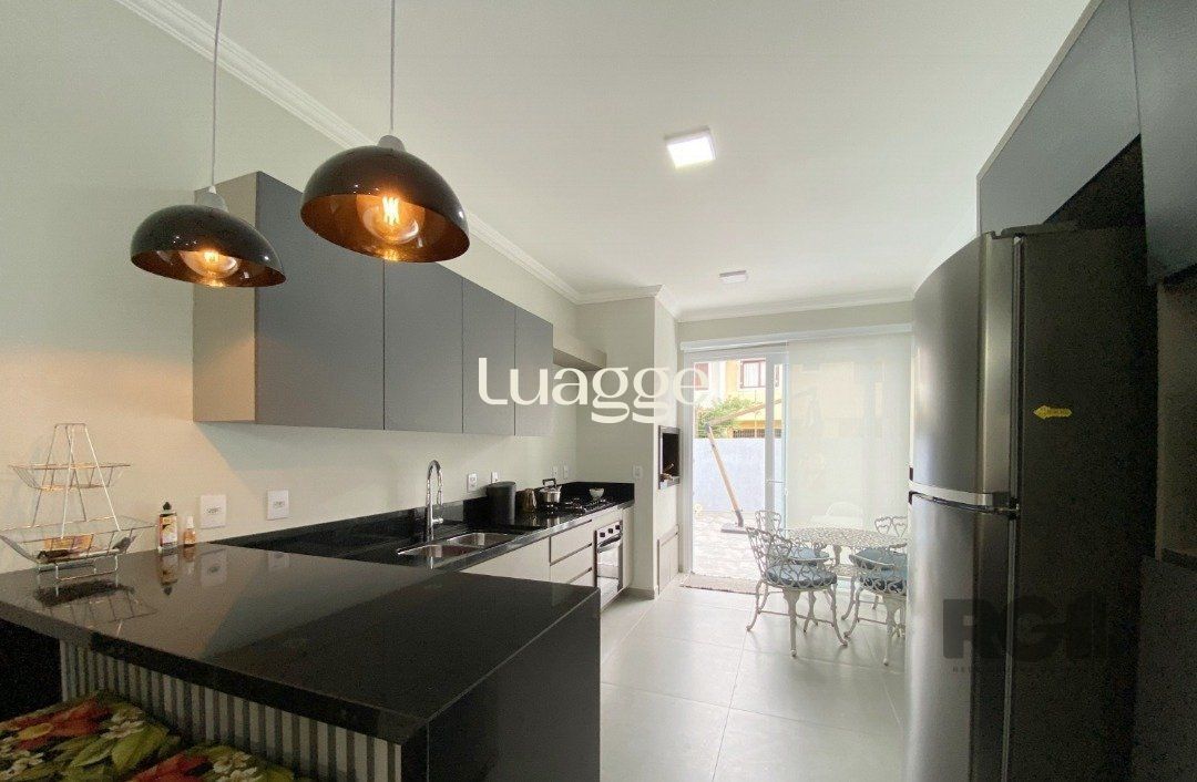 Casa à venda com 3 quartos, 129m² - Foto 23
