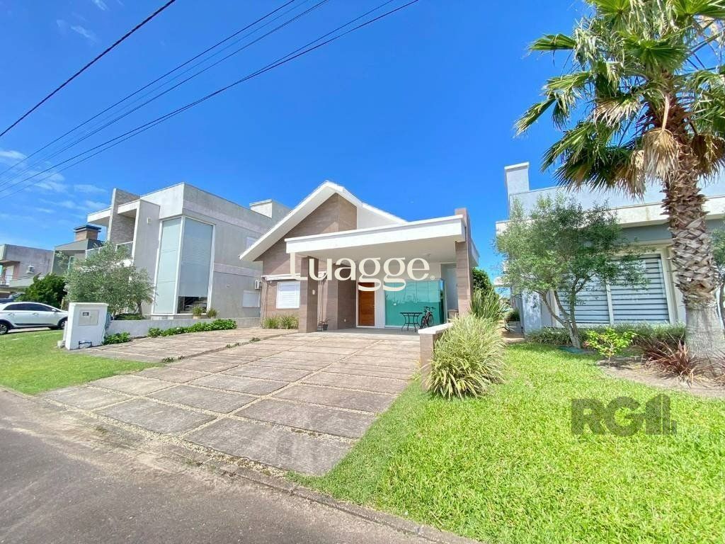 Casa de Condomínio à venda com 3 quartos, 166m² - Foto 1