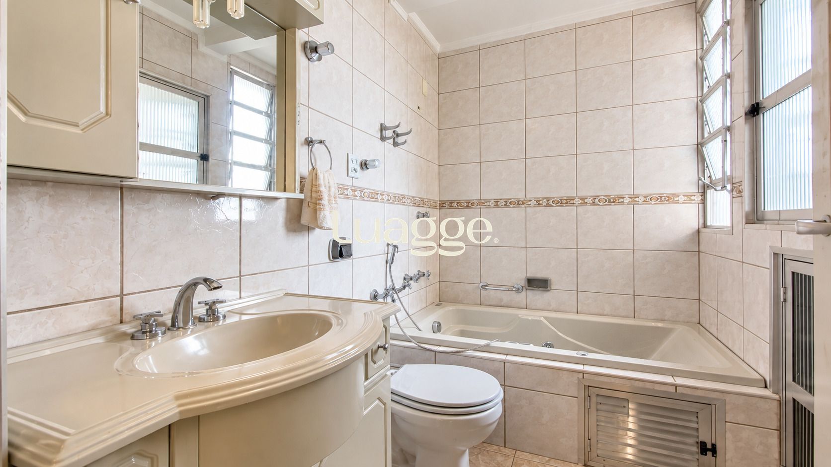 Apartamento, 3 quartos, para alugar, 95 m², Santa Cecília - Porto Alegre — foto 5