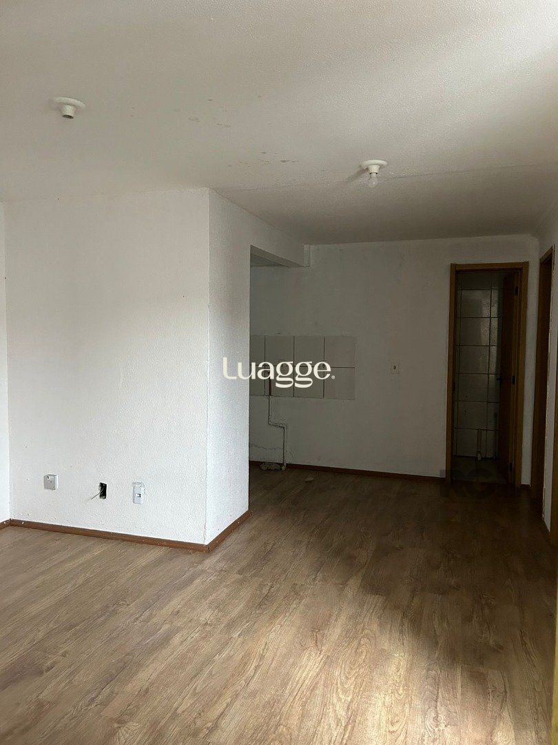 Apartamento à venda com 2 quartos, 45m² - Foto 3