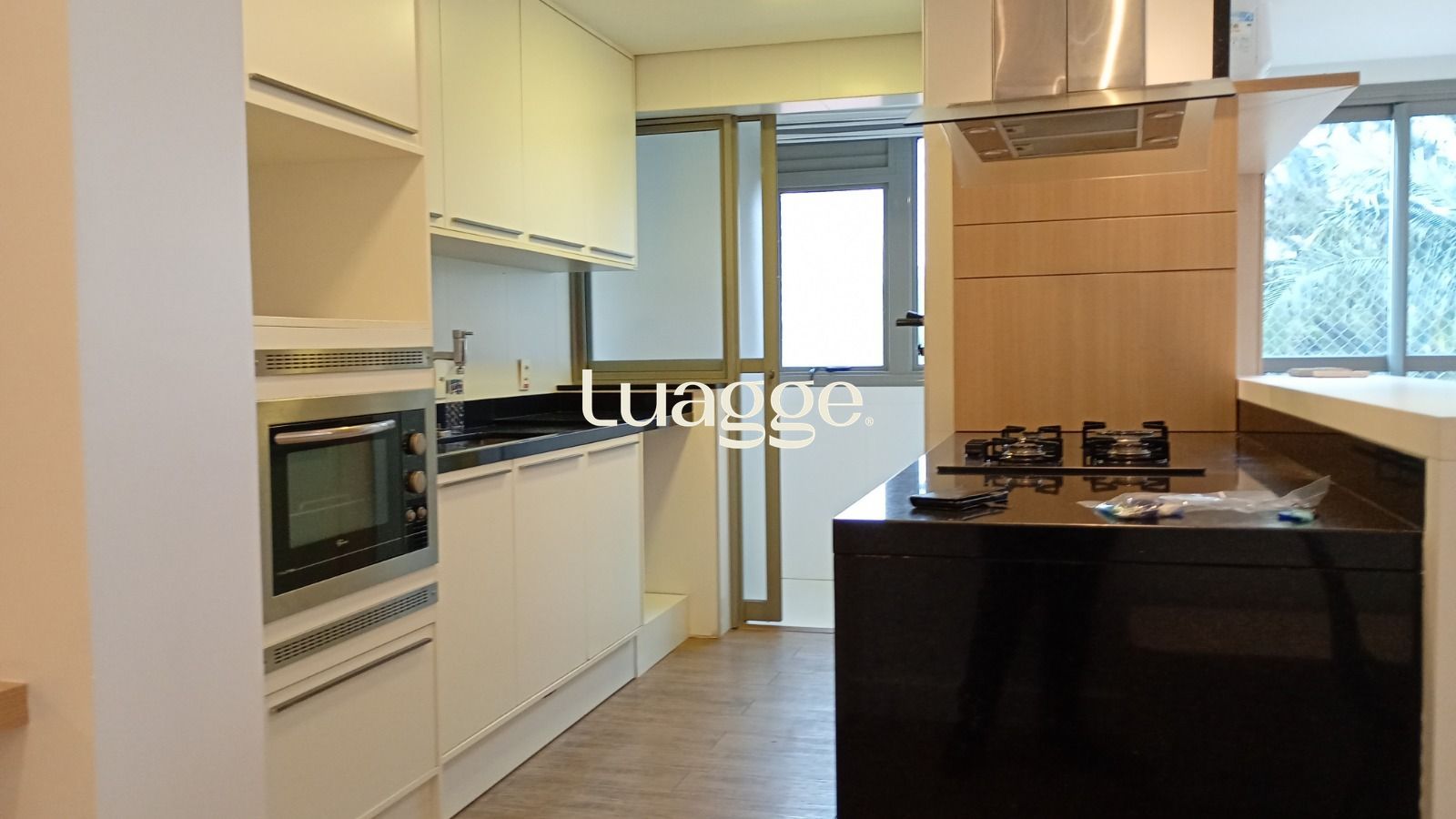 Apartamento, 2 quartos, para alugar, 240 m², Três Figueiras - Porto Alegre — foto 3