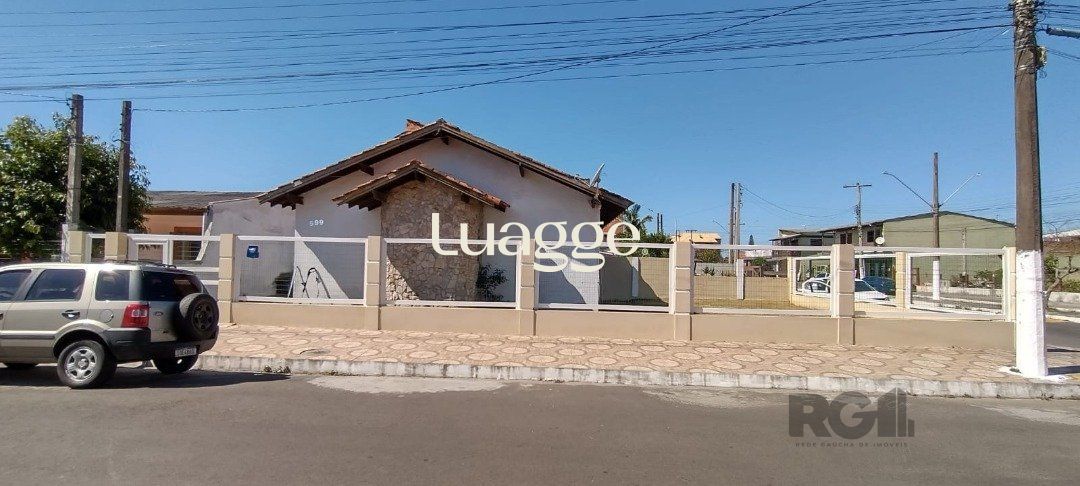 Casa à venda com 2 quartos, 66m² - Foto 2