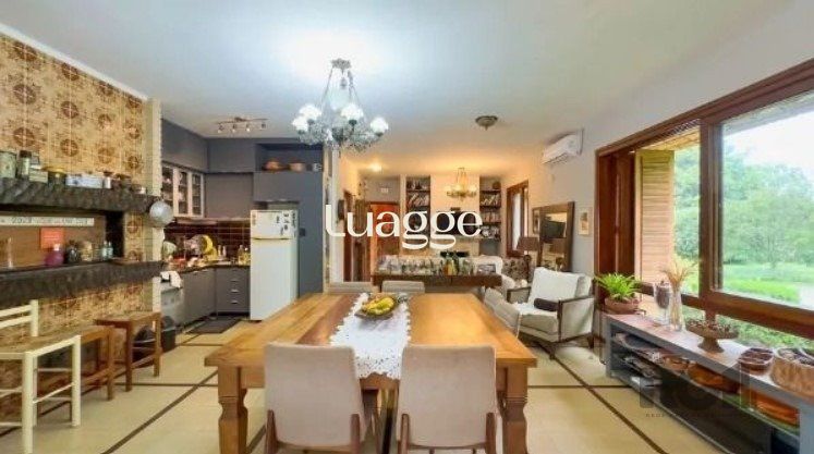Casa à venda com 5 quartos, 526m² - Foto 1