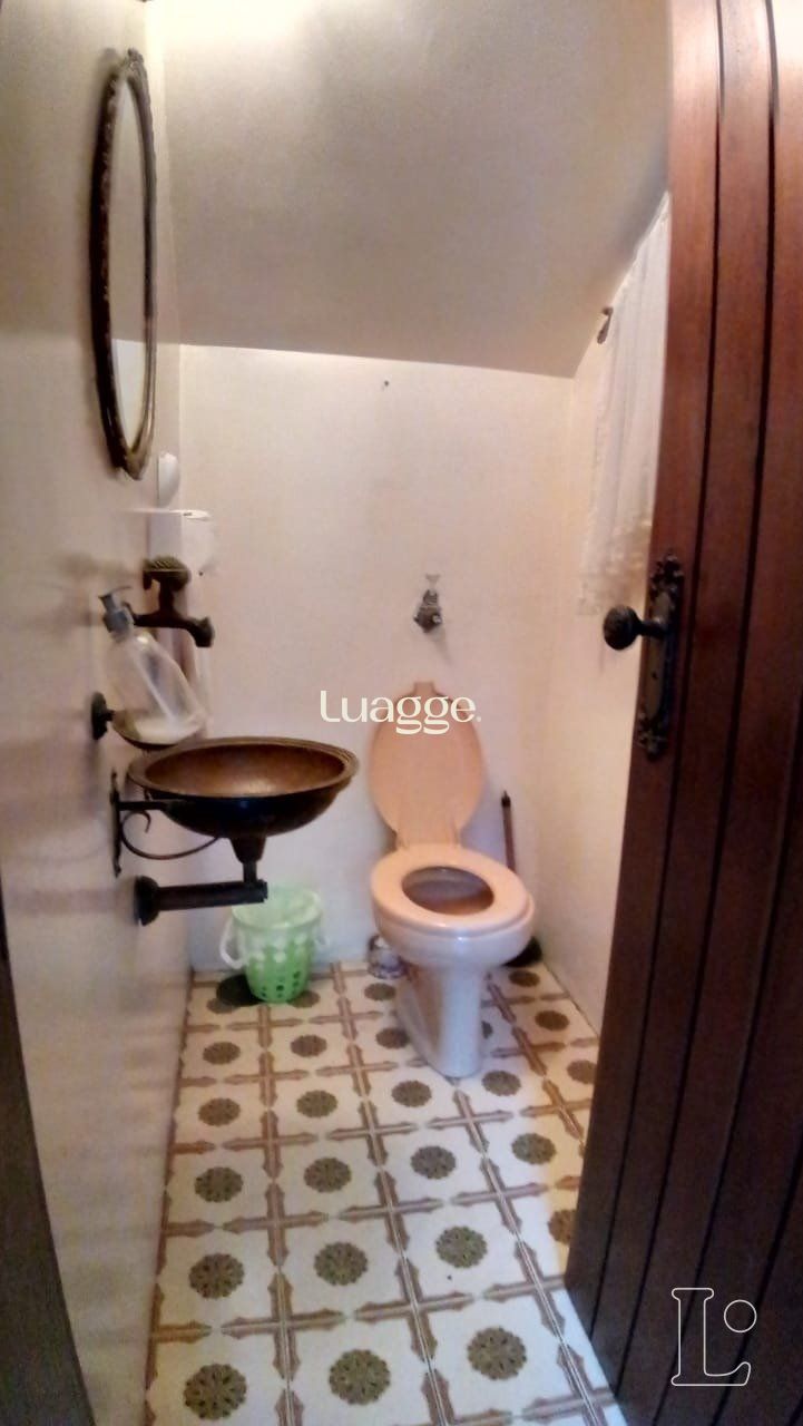 Casa para alugar com 3 quartos, 244m² - Foto 18