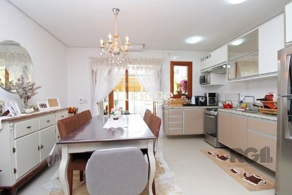 Casa à venda com 3 quartos, 138m² - Foto 3