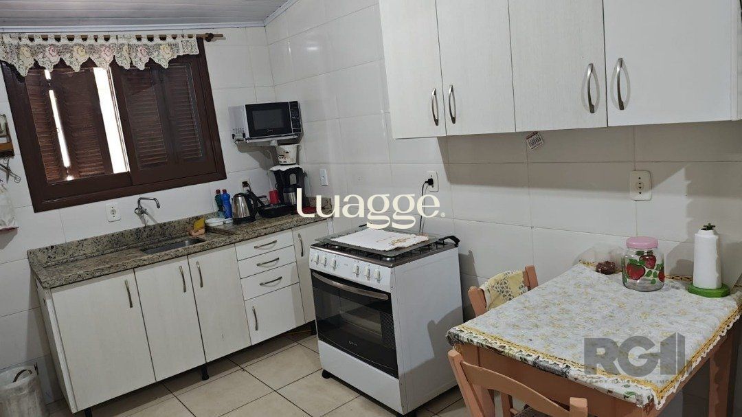 Casa à venda com 6 quartos, 322m² - Foto 8