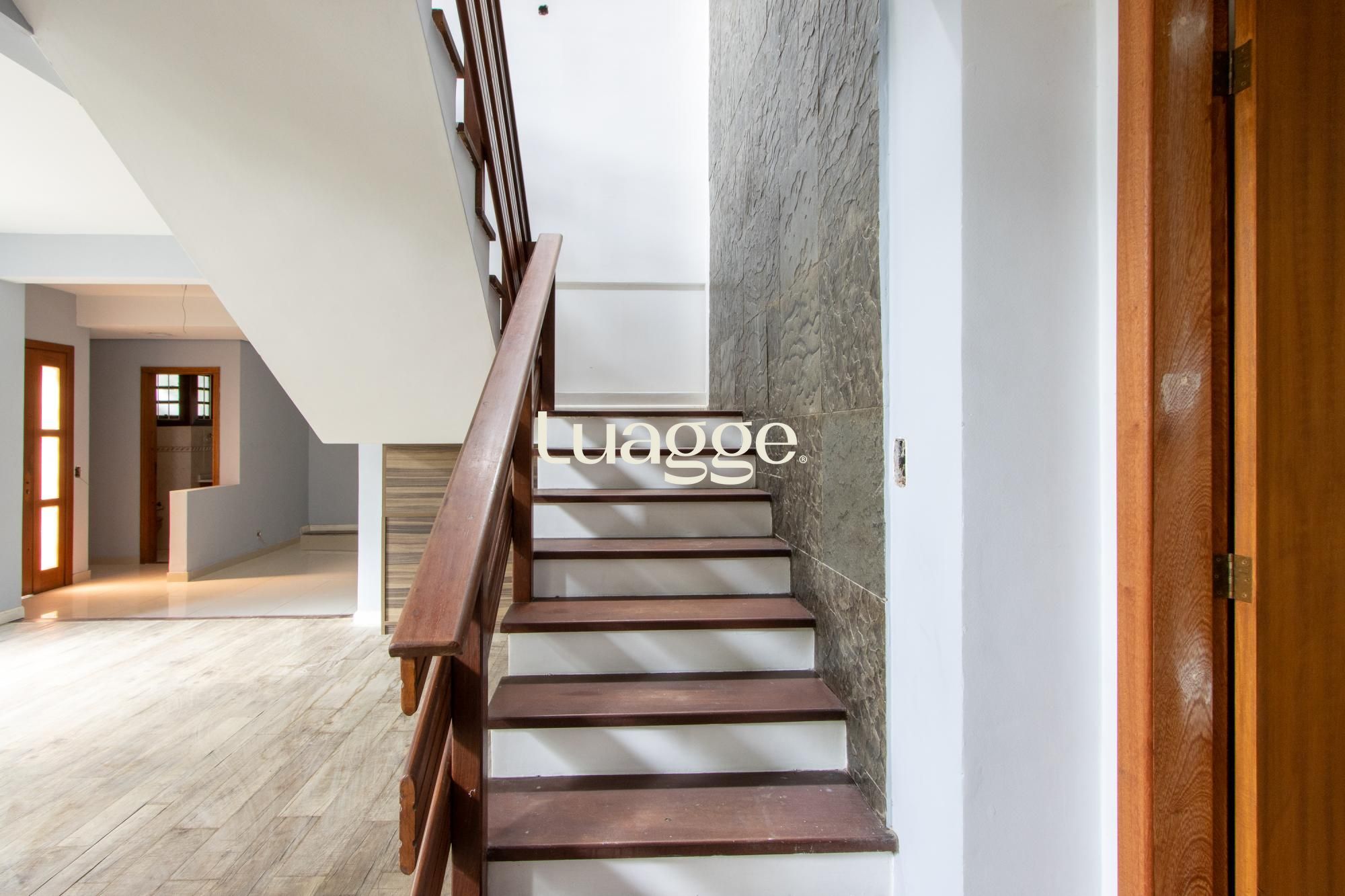 Casa para alugar com 4 quartos, 288m² - Foto 26
