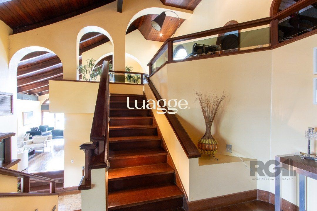 Casa para alugar com 4 quartos, 647m² - Foto 42
