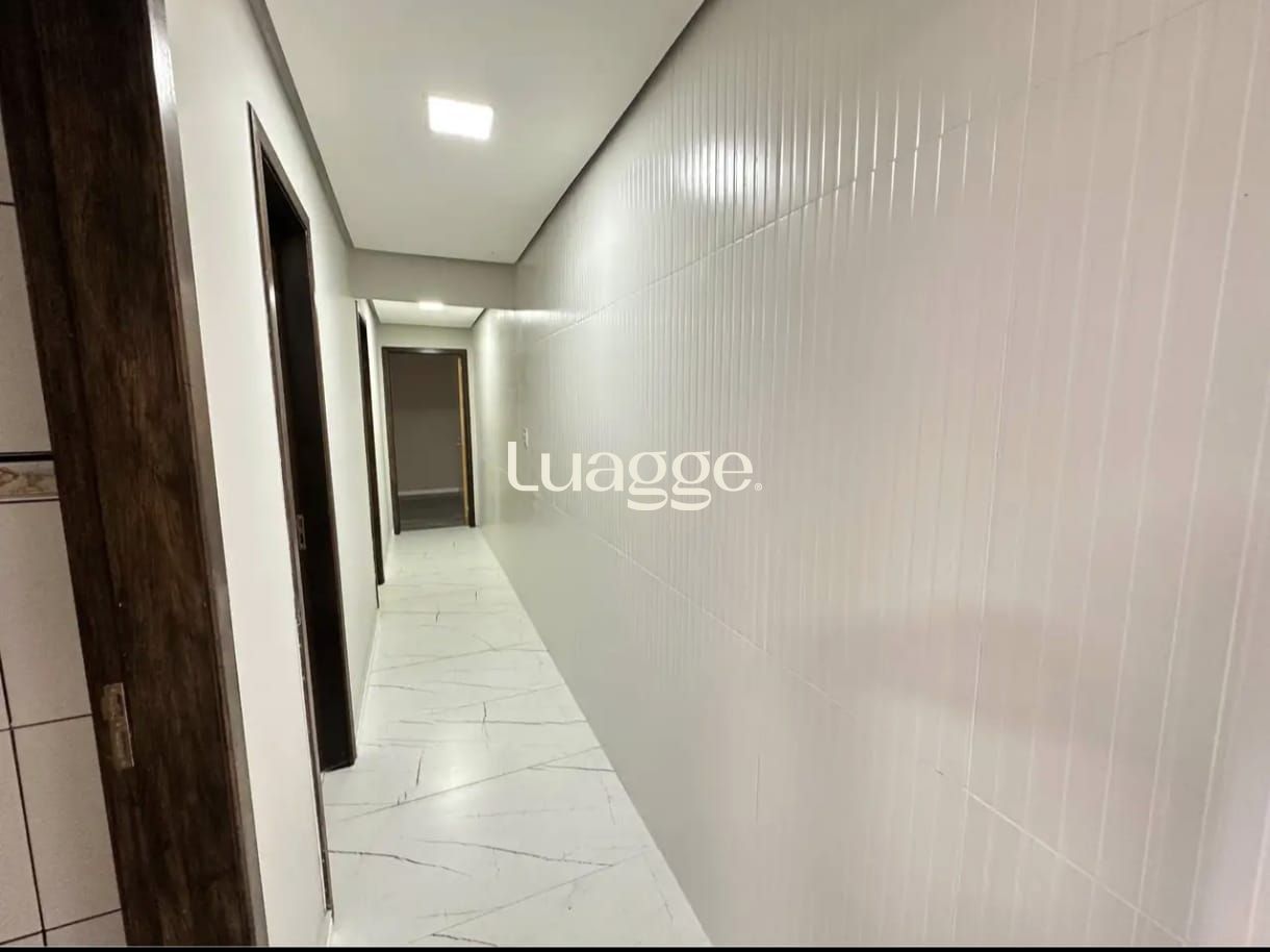 Casa à venda com 3 quartos, 96m² - Foto 8