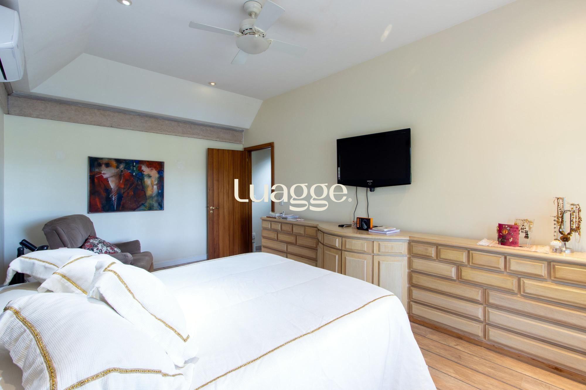 Casa de Condomínio à venda com 4 quartos, 552m² - Foto 59