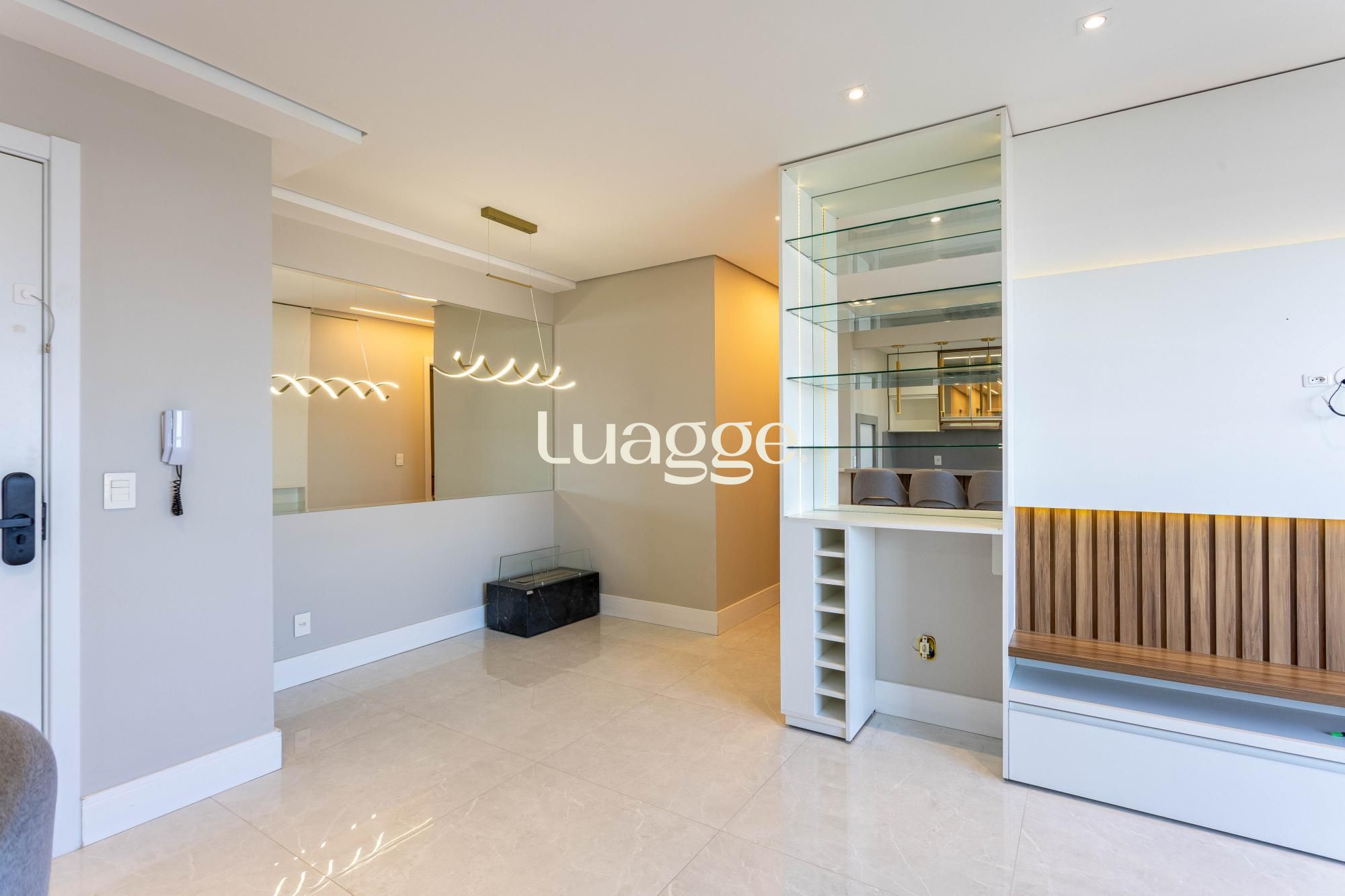 Apartamento à venda com 3 quartos, 78m² - Foto 3