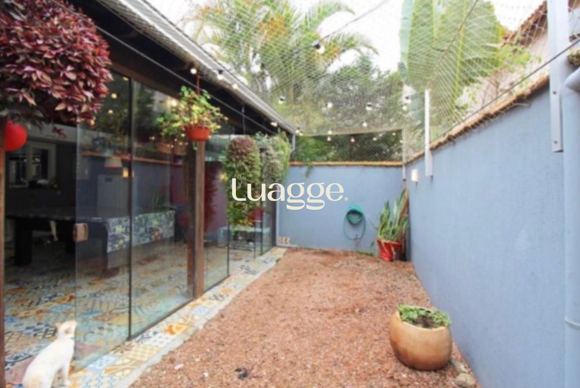 Casa de Condomínio à venda com 3 quartos, 198m² - Foto 13
