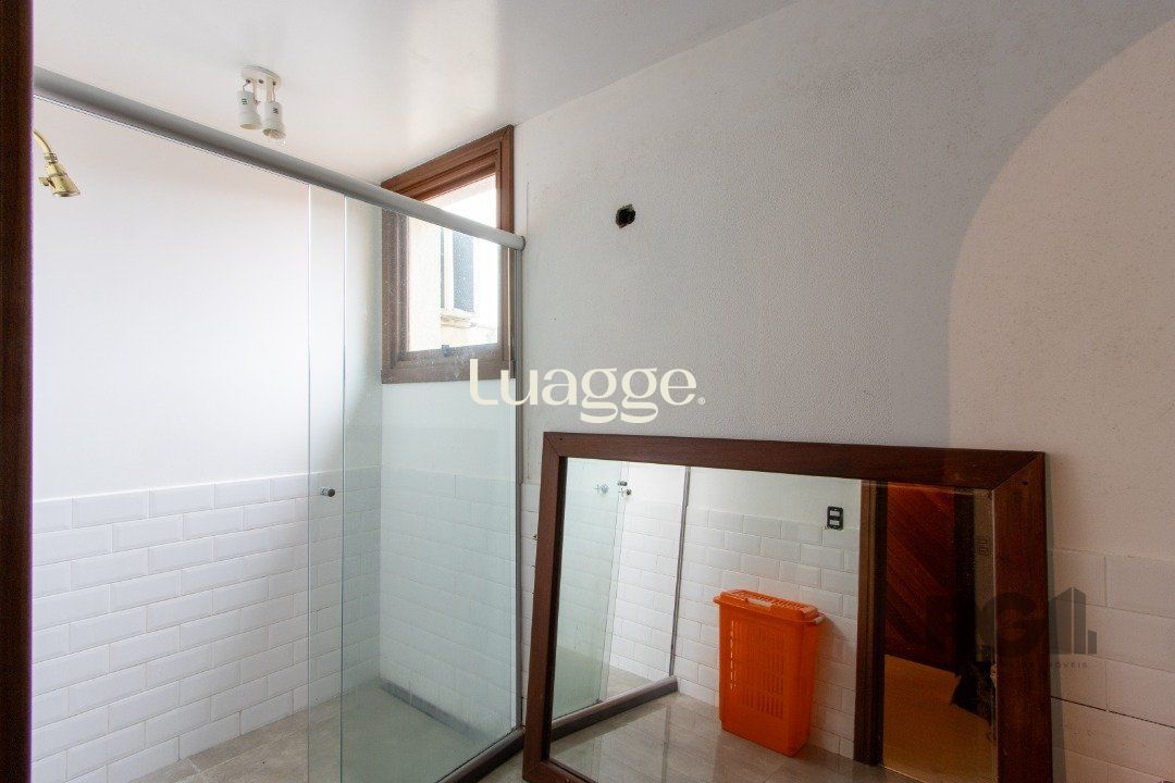 Casa para alugar com 4 quartos, 647m² - Foto 55