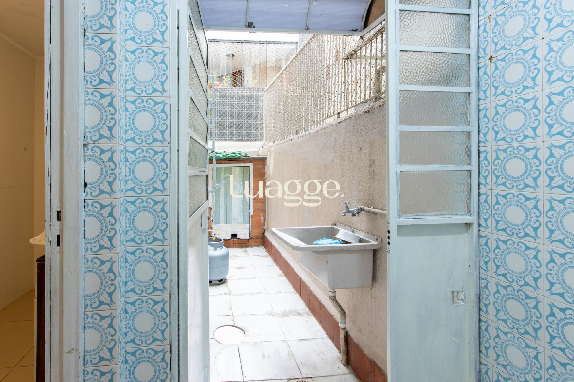 Apartamento para alugar com 1 quarto, 39m² - Foto 12