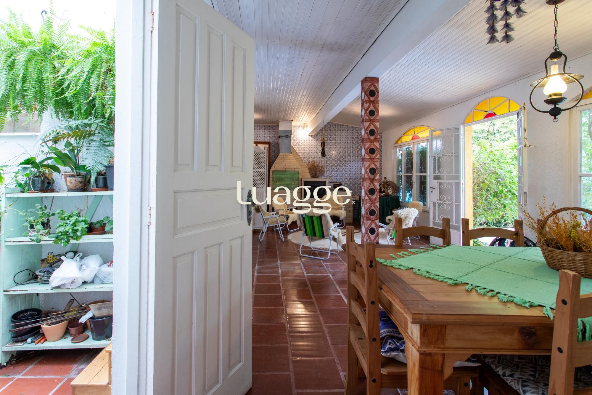 Casa à venda com 5 quartos, 184m² - Foto 47