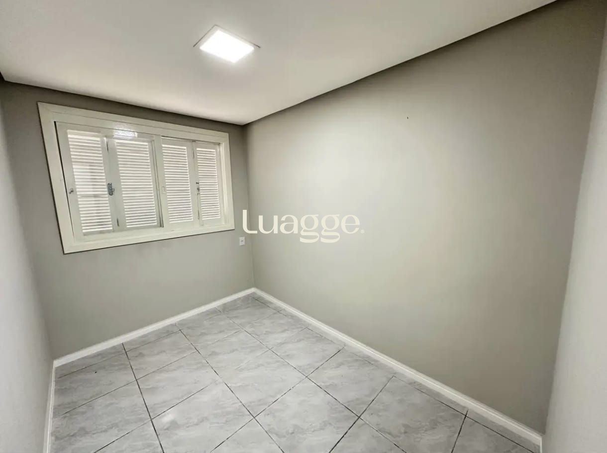 Casa à venda com 3 quartos, 96m² - Foto 10