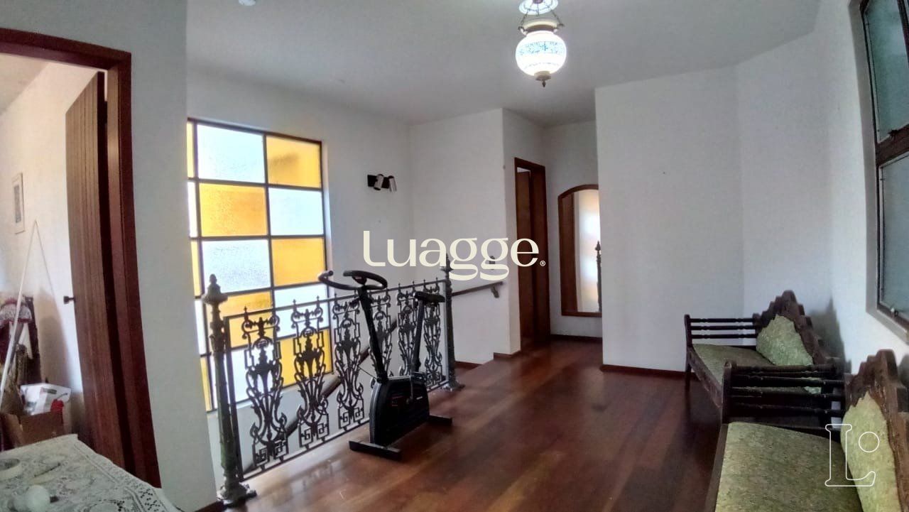 Casa para alugar com 3 quartos, 244m² - Foto 12