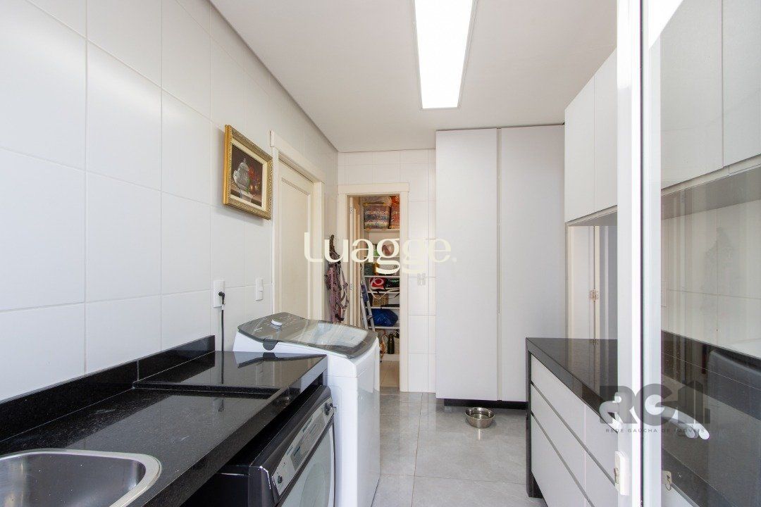 Casa de Condomínio à venda com 4 quartos, 473m² - Foto 28