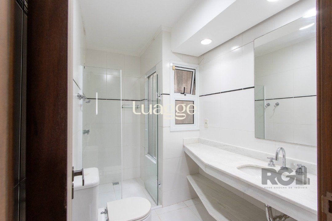 Casa para alugar com 4 quartos, 359m² - Foto 28