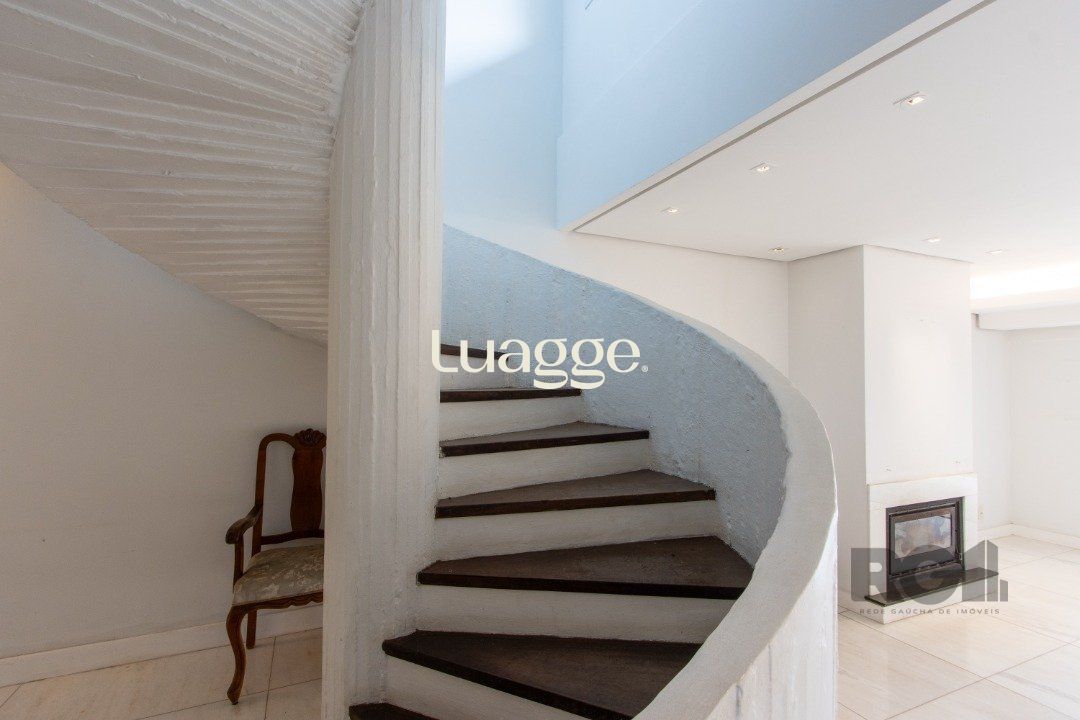 Casa para alugar com 4 quartos, 359m² - Foto 47