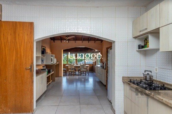 Casa à venda com 4 quartos, 218m² - Foto 12