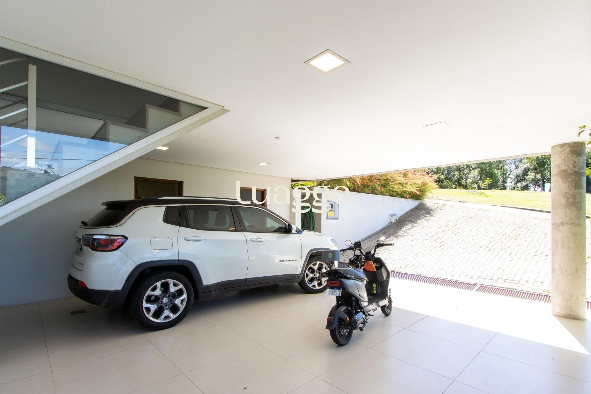 Casa de Condomínio à venda com 4 quartos, 480m² - Foto 42