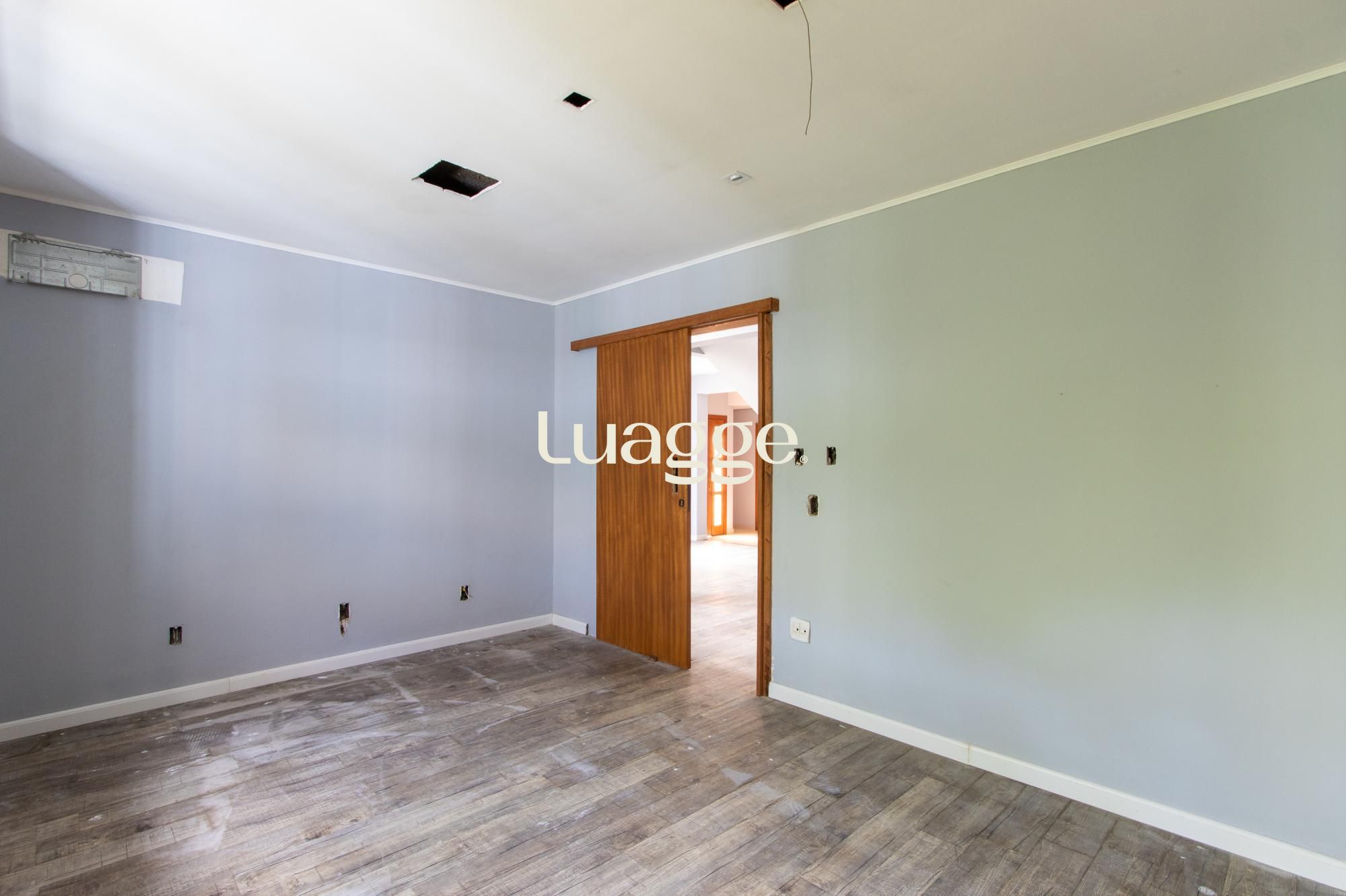 Casa para alugar com 4 quartos, 288m² - Foto 15