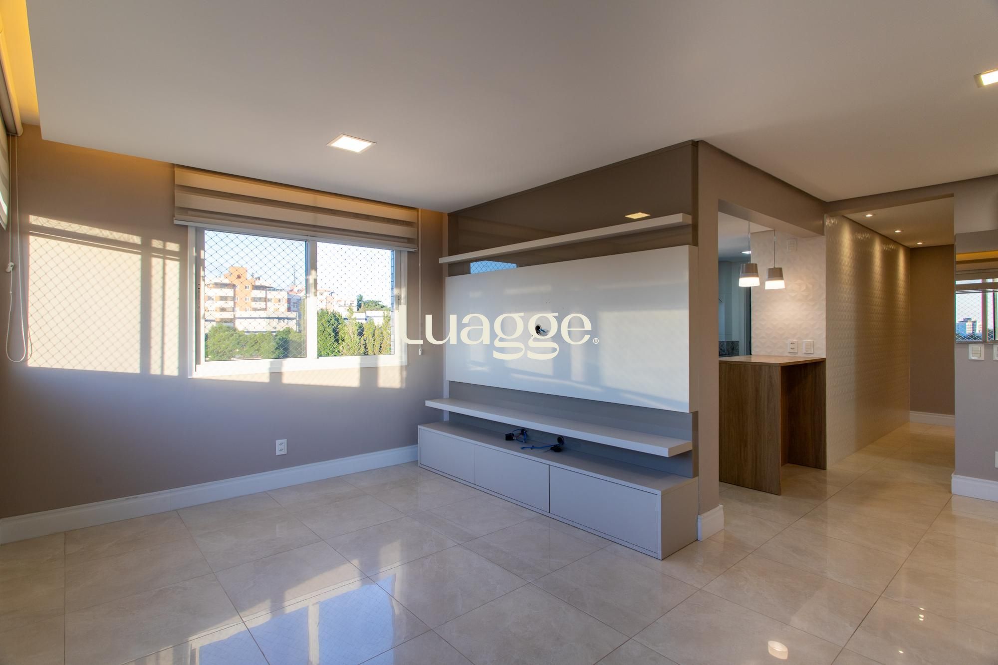 Apartamento à venda com 3 quartos, 109m² - Foto 1