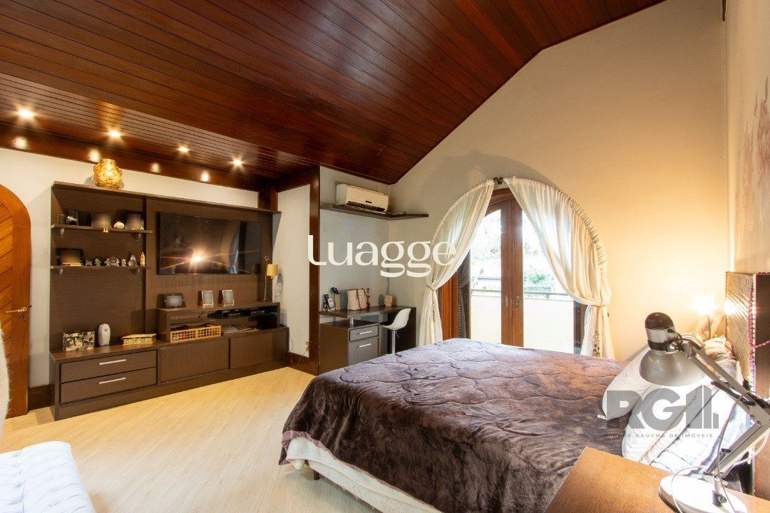 Casa para alugar com 4 quartos, 647m² - Foto 61