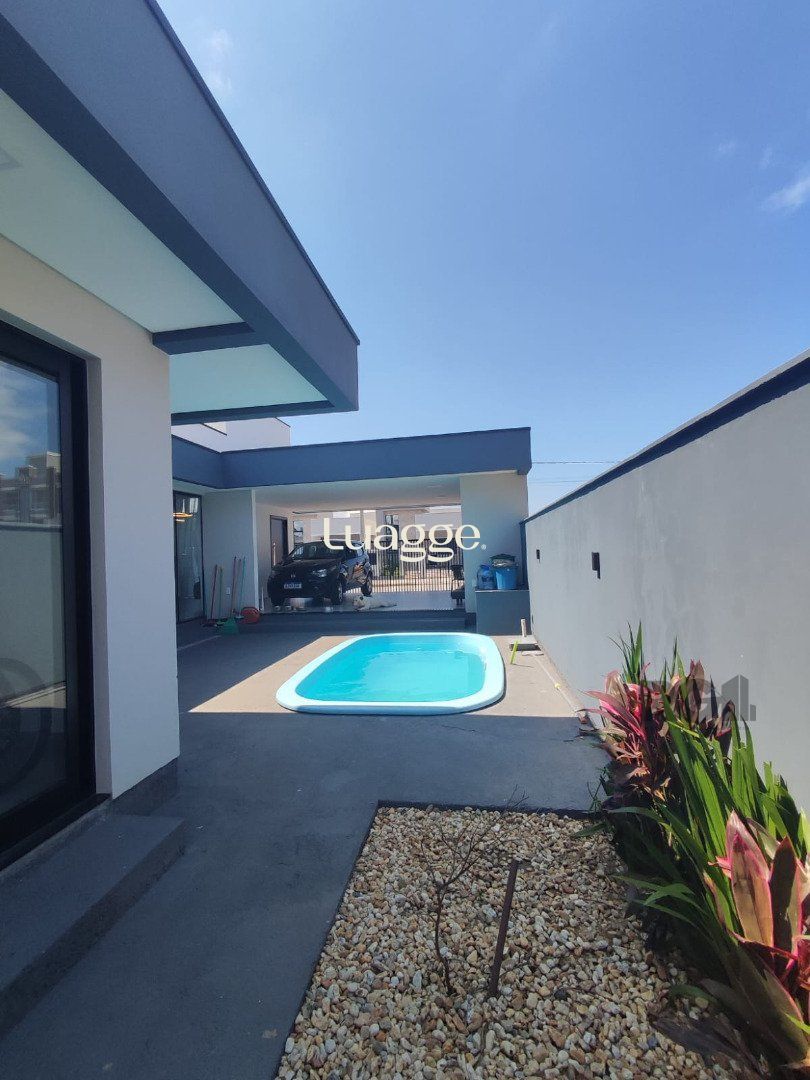Casa à venda com 3 quartos, 128m² - Foto 3