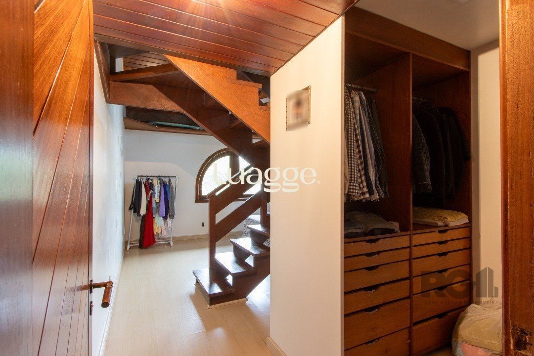 Casa para alugar com 4 quartos, 647m² - Foto 53