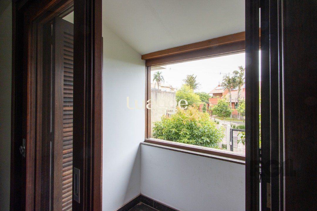 Casa para alugar com 4 quartos, 359m² - Foto 56
