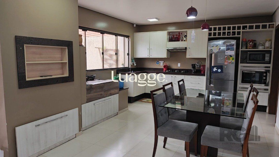 Casa à venda com 6 quartos, 322m² - Foto 14
