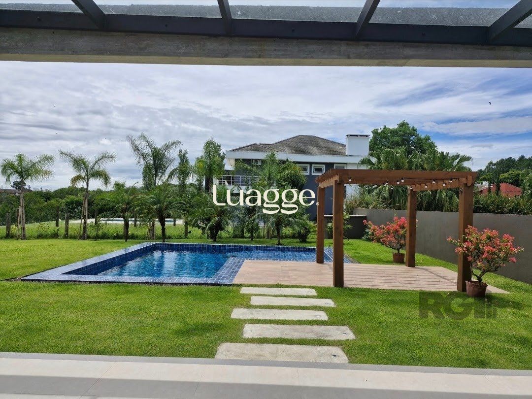 Casa de Condomínio à venda com 3 quartos, 371m² - Foto 4