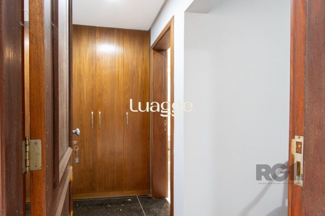 Casa para alugar com 4 quartos, 359m² - Foto 23
