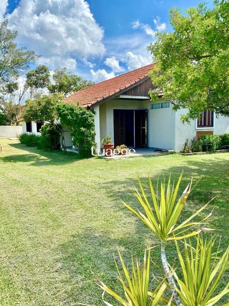 Casa à venda com 5 quartos, 140m² - Foto 2