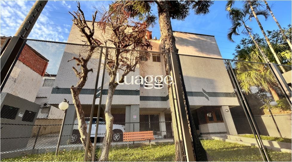 Otima cobertura com 2 quartos e 75m² à venda em Cristal, Porto Alegre.