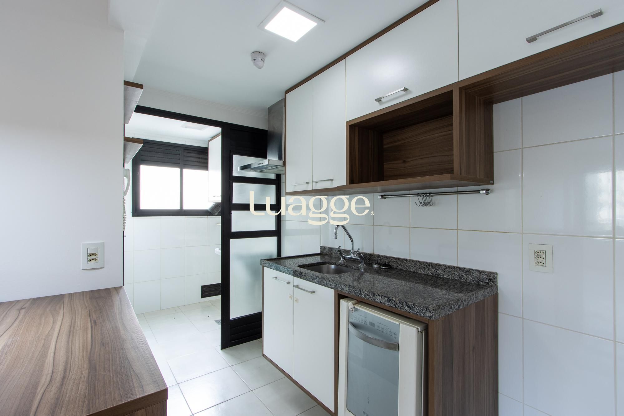 Apartamento à venda com 3 quartos, 75m² - Foto 9