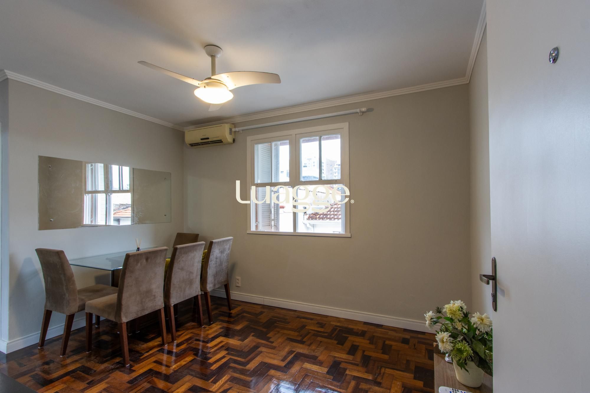 APARTAMENTO MOBILIADO E REFORMADO | 2 DORMITÓRIOS | PORTARIA 24H