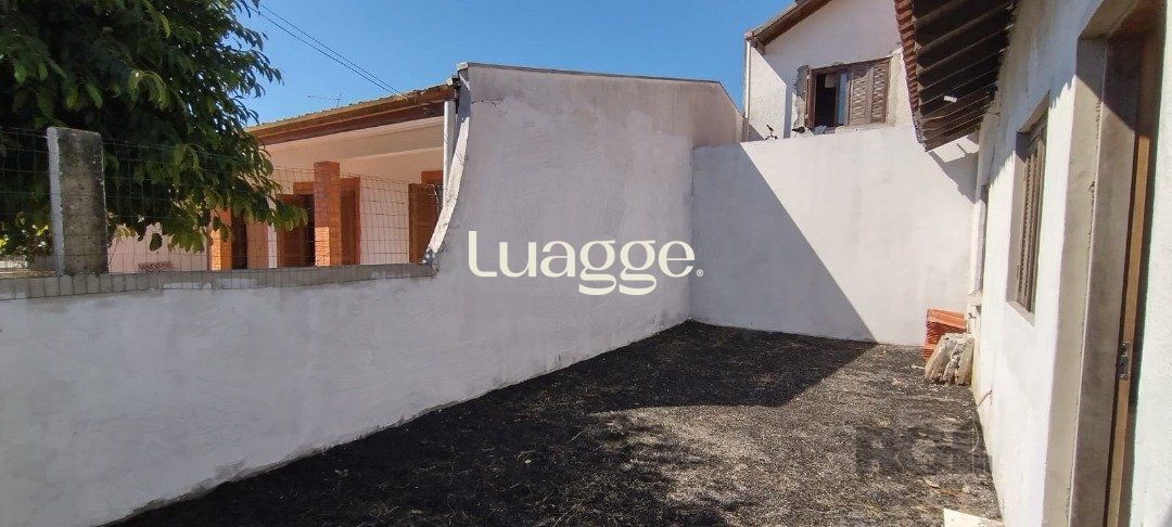 Casa à venda com 2 quartos, 66m² - Foto 30