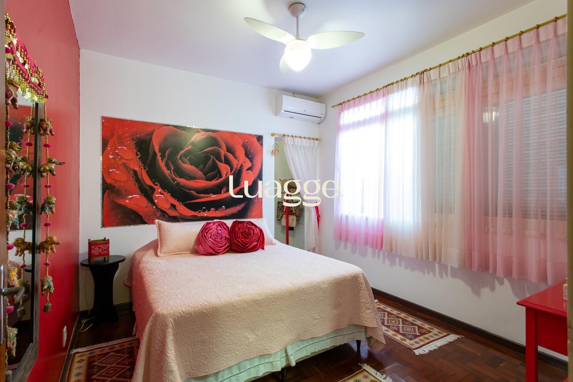 Casa à venda com 5 quartos, 184m² - Foto 21