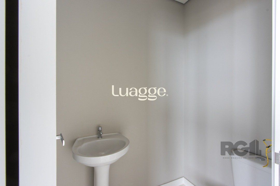 Sala Comercial, para alugar, 35 m², Floresta - Porto Alegre — foto 2
