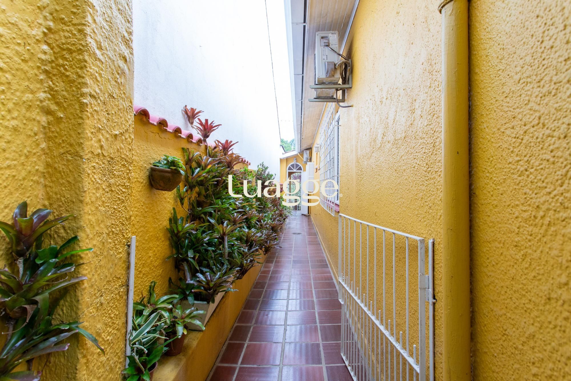 Casa à venda com 5 quartos, 184m² - Foto 60