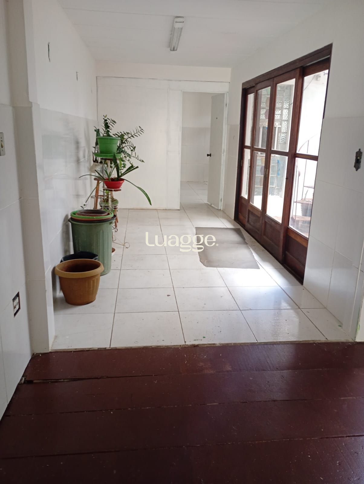 Casa Comercial, 4 salas, para alugar, 250 m², Floresta - Porto Alegre — foto 2