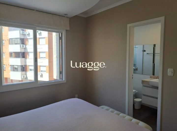 Apartamento para alugar com 3 quartos, 97m² - Foto 12